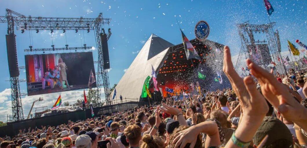  4 Musisi Ini Beri Penampilan Kejutan di Glastonbury 2019